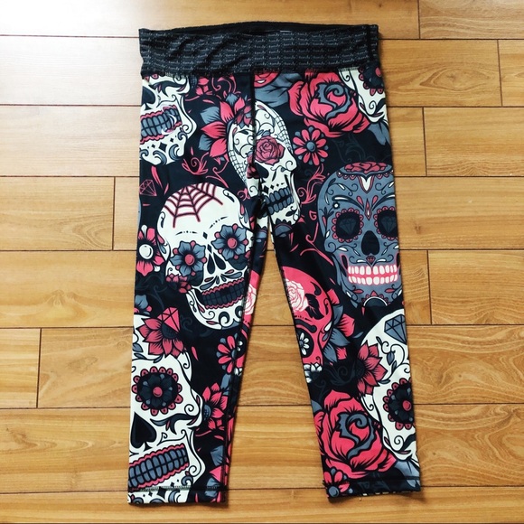 sturdybydesign Pants - NWOT pink candy Capri sports leggings